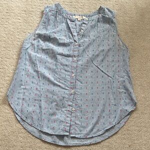 LOFT | Sleeveless Chambray Button Down